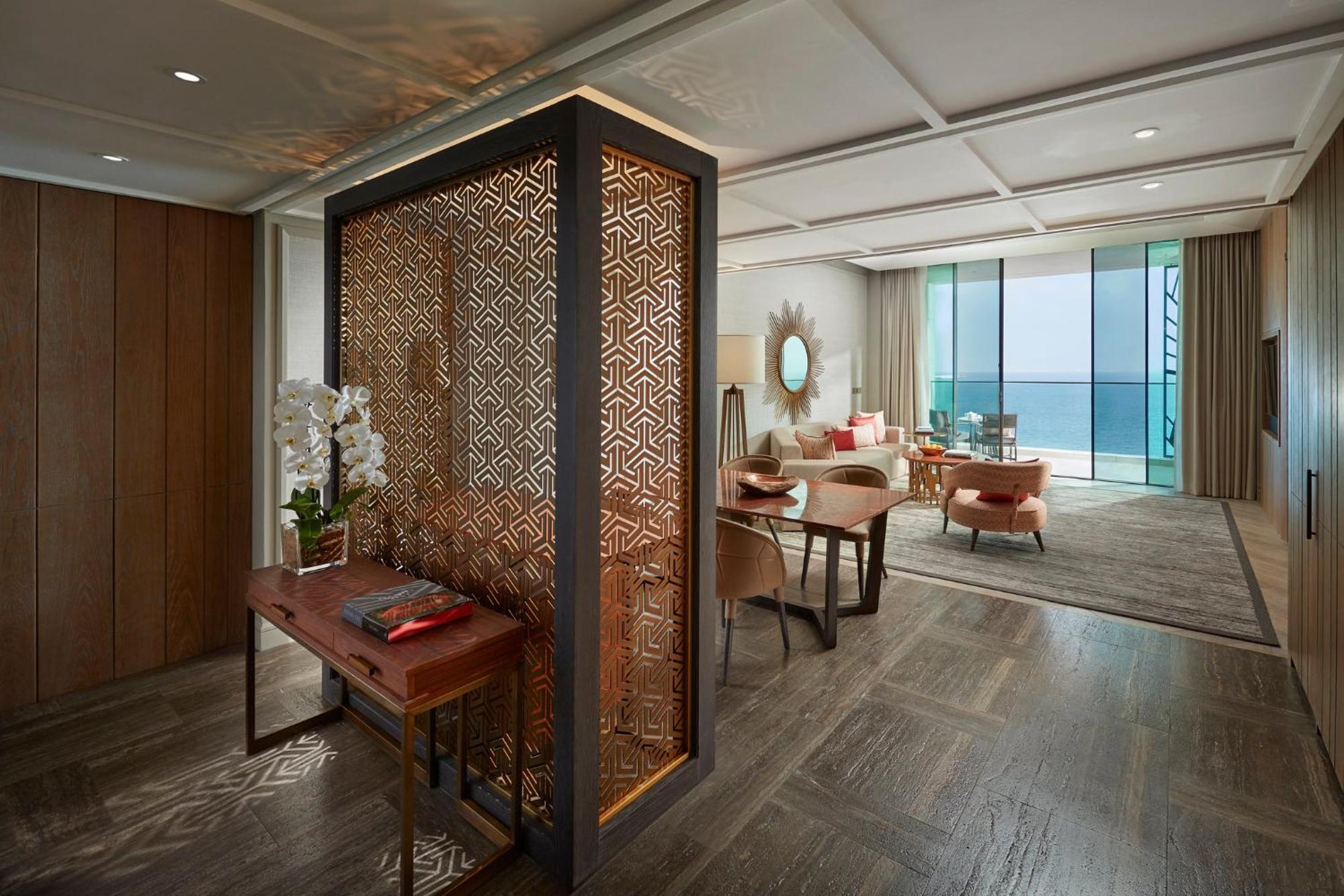 Mandarin Oriental Jumeira, Dubái Exterior foto A suite at the hotel